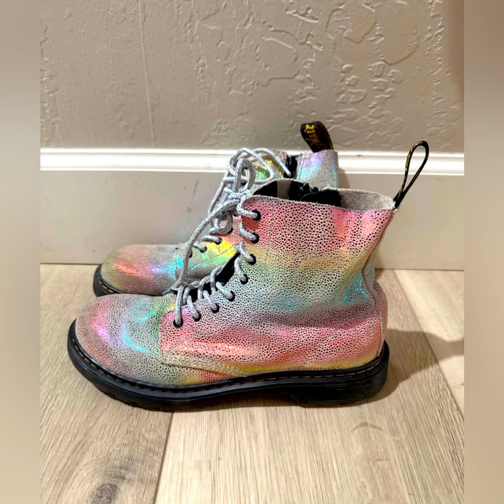 Kids Doc Martens 1460 Pascal Iridescent Lace-Up Boots